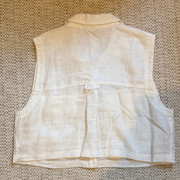 Pilcro Ivory Sleeveless Button-Up Top - Picture 4 of 4